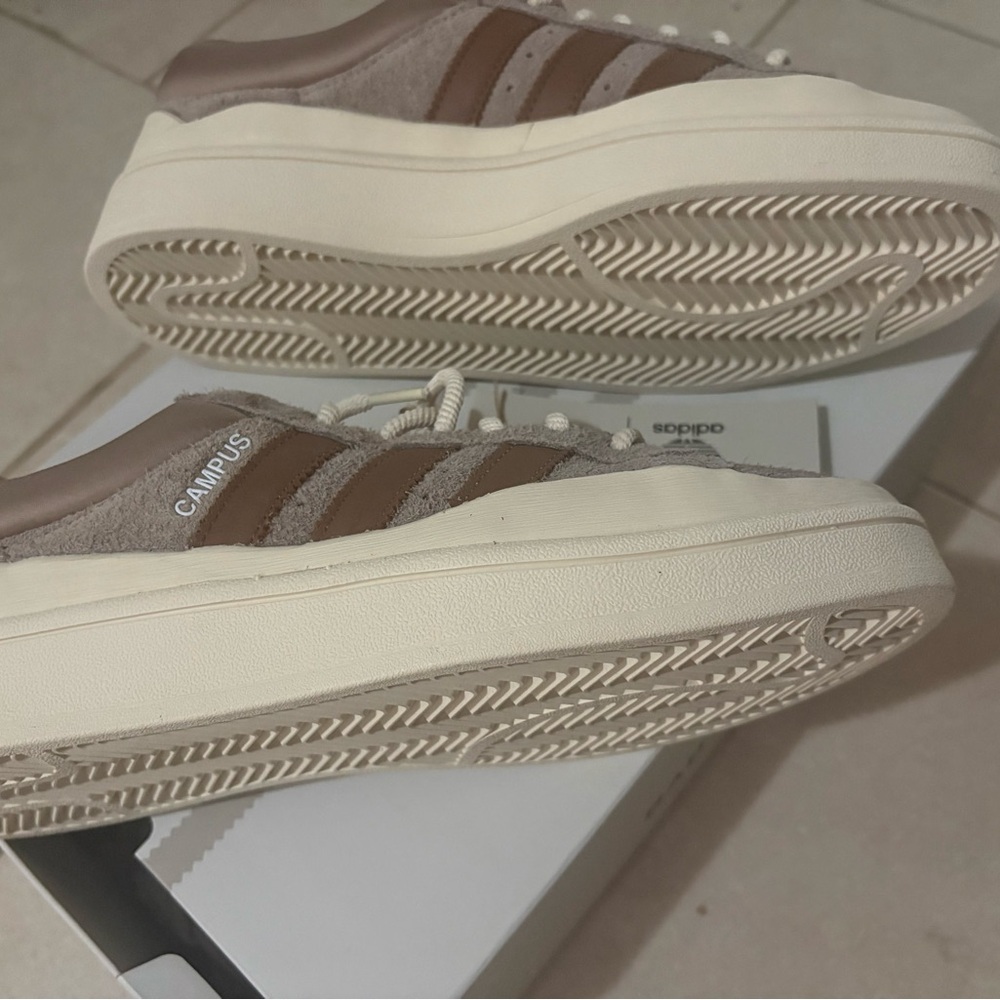 Adidas Bad Bunny Campus. Size 9. NEW. Sand Beige/Brown/Cream White. - Picture 6 of 7
